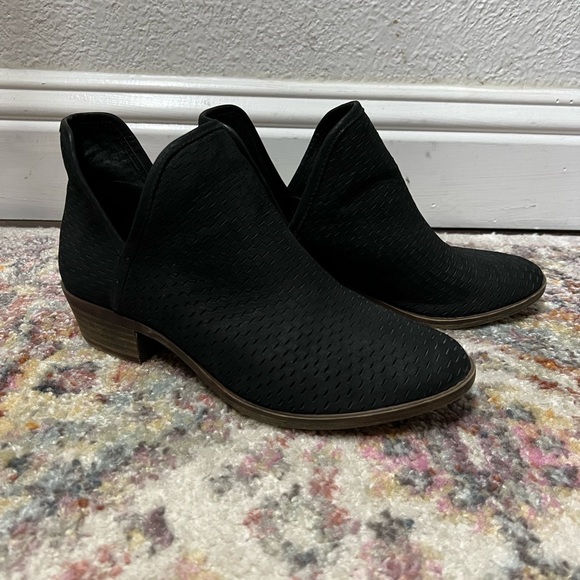 Lucky Brand Booties - Picture 3 of 8